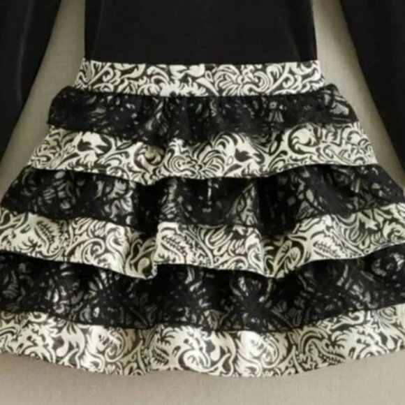 Chasing Fireflies Black Velvet & Metallic Ruffle Dress Girls 6 With Lace Details - Picture 2 of 5